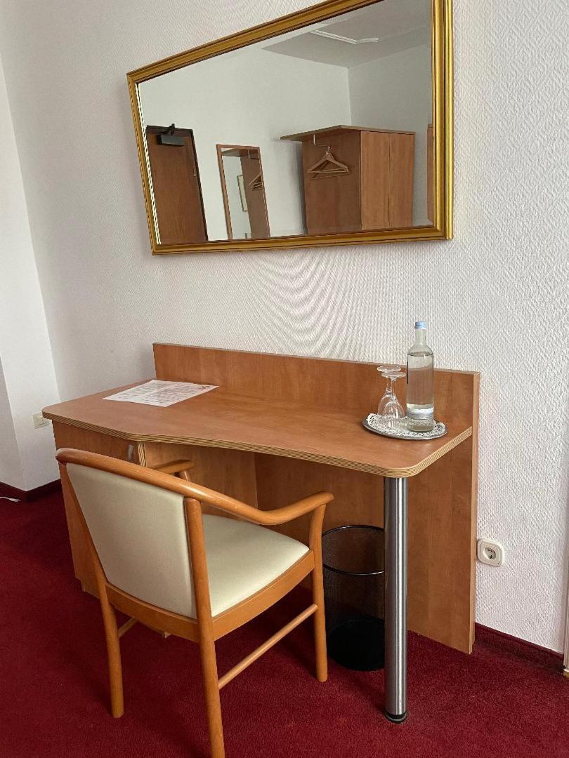 Hotel Zum Goldenen Loewen Sankt Goar Værelse billede